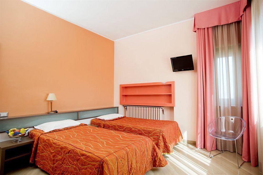 Hotel Fiera Congressi Μιλάνο Εξωτερικό φωτογραφία